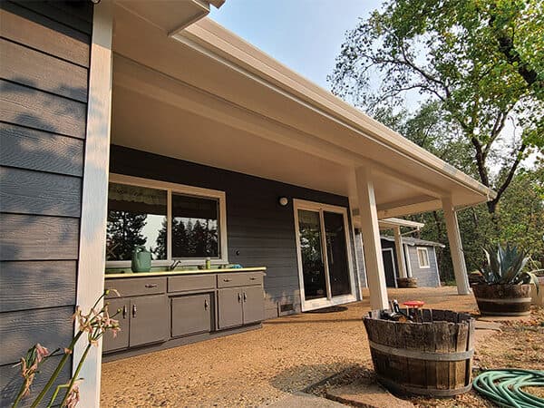 Home finished with Hardie Plank lap siding